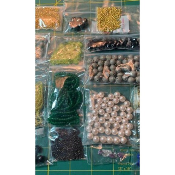 Mixed Bead & Jewelry Making Supplies Set with Keychain Charm Accessories - Picture 2 of 8